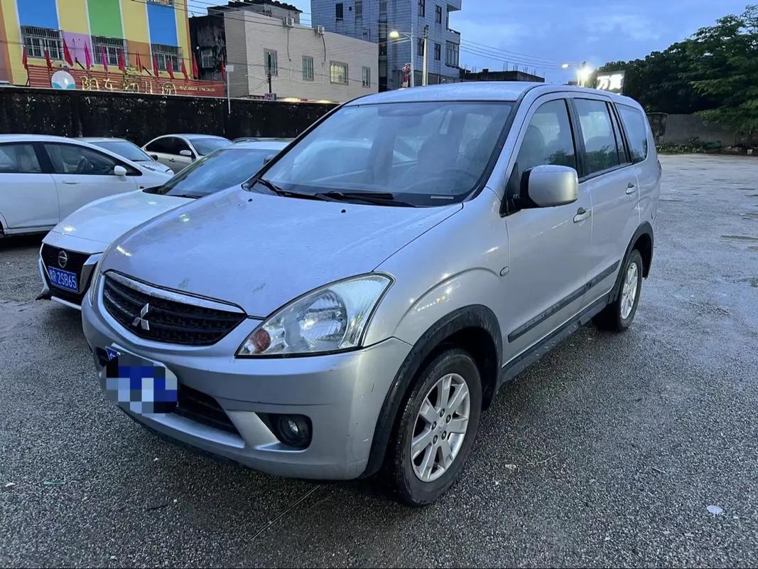 三菱君閣二手車，三菱君閣二手為什么這么便宜