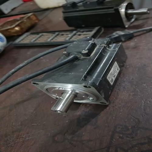 寶馬e90伺服電機怎么拆