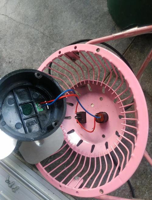 維修風扇燈扇葉不轉 維修風扇燈扇葉不轉