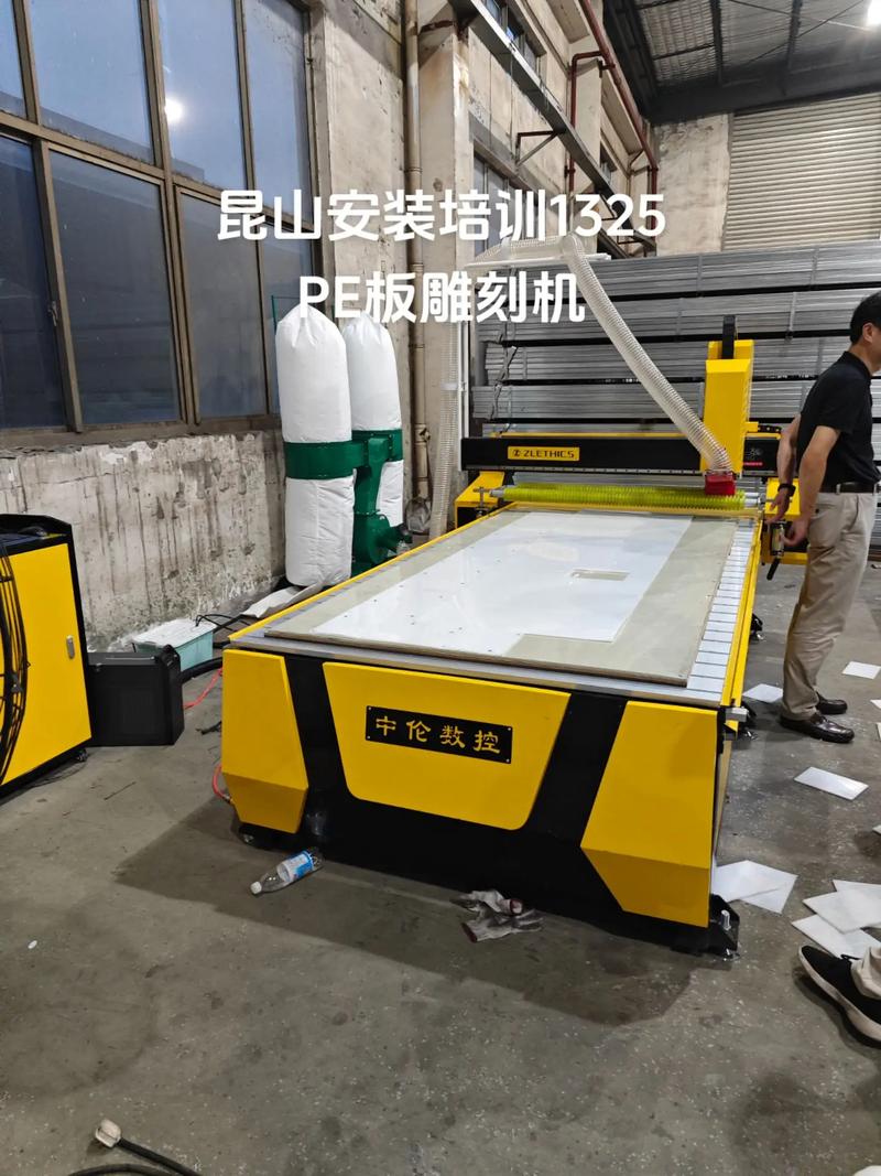 線路板雕刻機為什么不會取代傳統制造，線路板雕刻機改寫字機