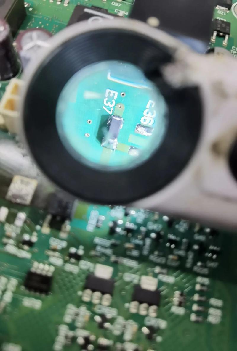 電路板中e是什么元件