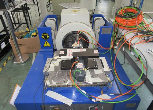 電路板振動實驗