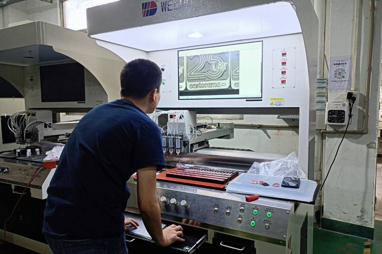 湖州電路板點膠機維修電話，點膠機維修與使用方法