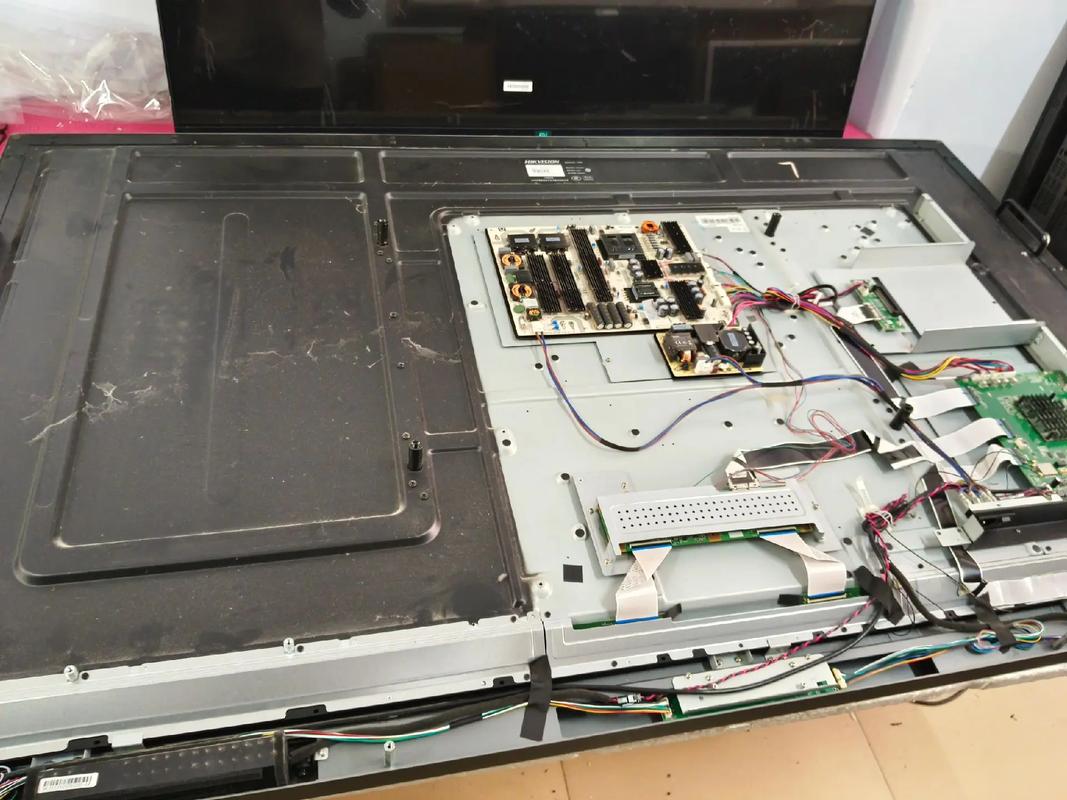 觸摸屏電視機英文，觸摸屏電視機原理與維修