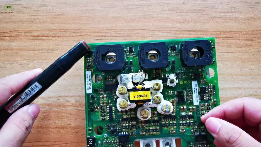 鄭賢電路板維修電話號碼，維修電路板視頻