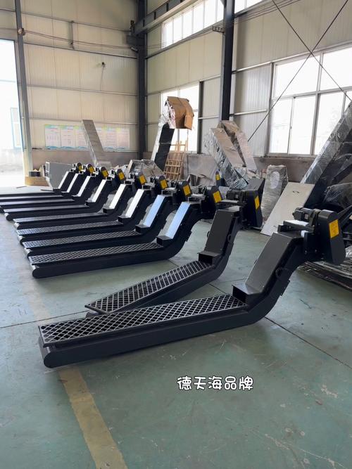 重慶數控機床排屑機廠家定制，重慶數控機床價錢