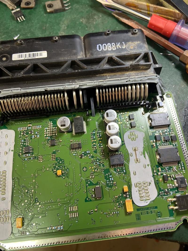 銳志電腦板壞癥狀，銳志電路維修圖